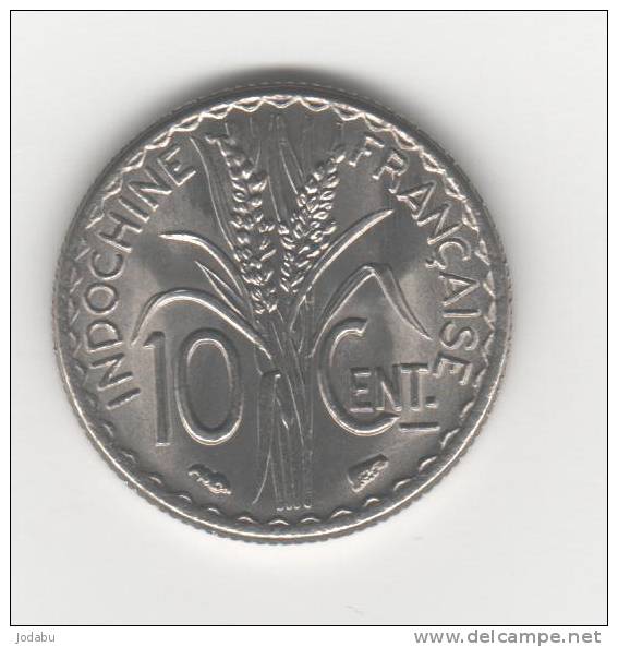 Superbe Piéce Neuve Et Fautée De 10 Centimes 1940..le Zéro De 1940 Est Plein  +le Menton Et Cou - Variétés Et Curiosités