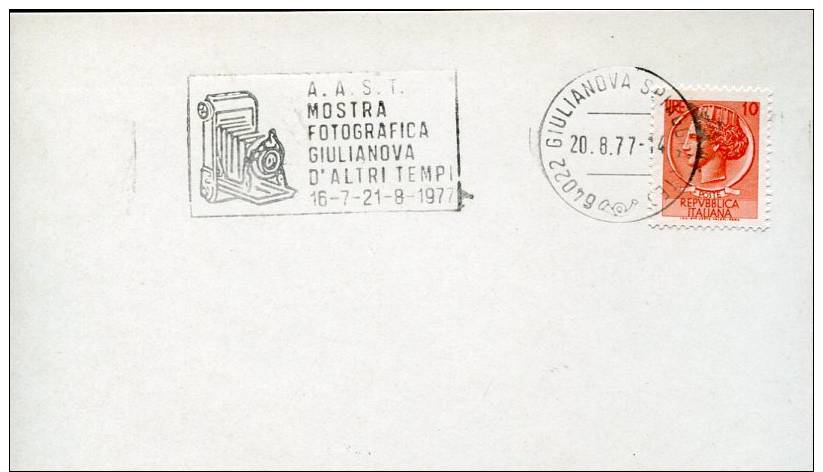 Italia, Special Postmark 1977 Giulianova ,  Old  Photo Camera,  Machine Photographique  (card Size  Mm. 140x80) - Fotografia