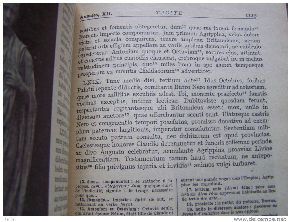 TACITE En Latin LES LETTRES LATINES R. MORISSET G. THEVENOT éditions MAGNARD 1952 Chapitre XXXII Classes Première - 12-18 Ans