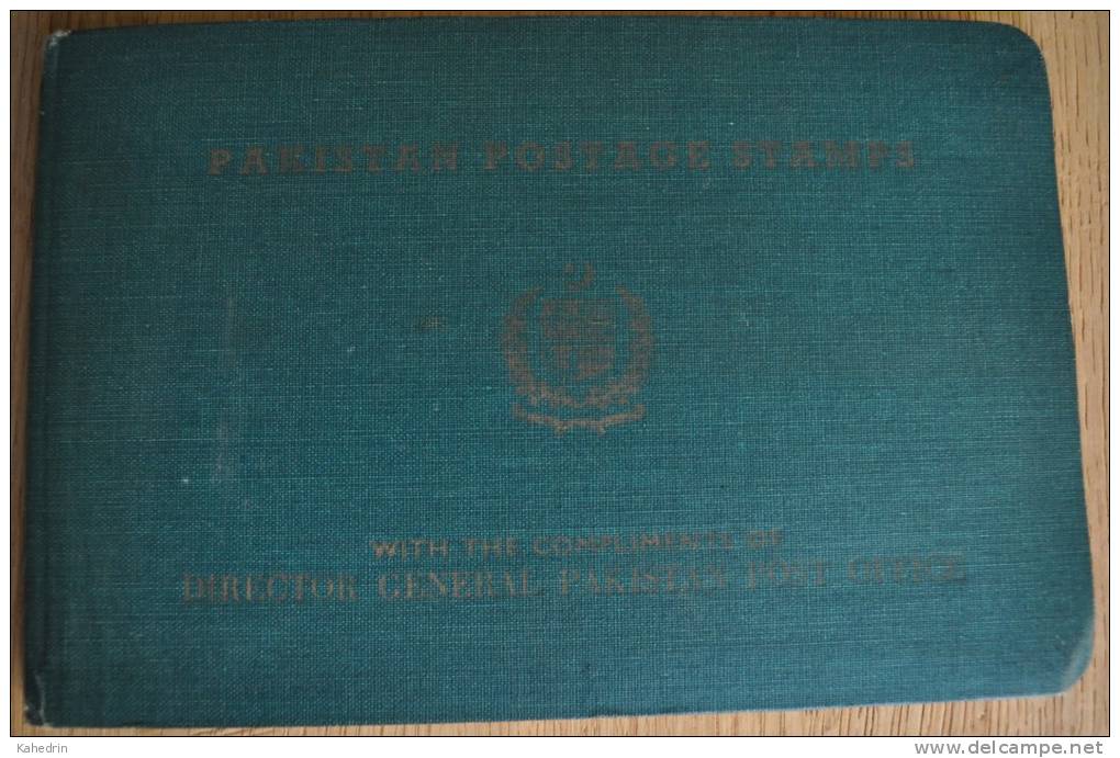 Pakistan 1960 - 1964, Several Unused Stamps In A Small Book - Pakistan