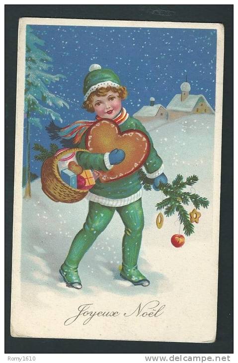 Enfant Dans La Neige, Avec Cadeaux Pour Noël. - Sonstige & Ohne Zuordnung