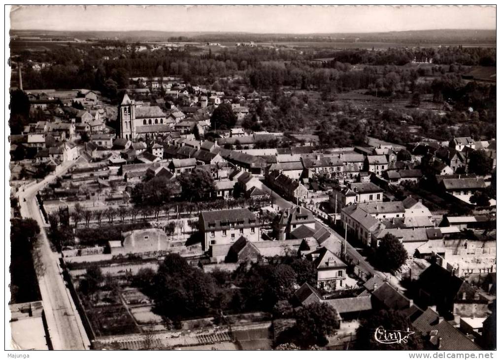 CPA - GOUVIEUX - VUE AERIENNE - DENTELE - CIM  40-25 A - Gouvieux