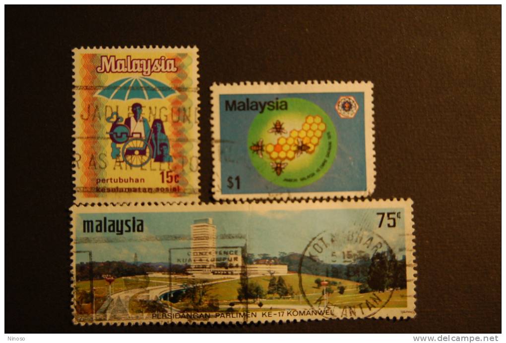 MALESIA 2 VALORI USATI - Malesia (1964-...)