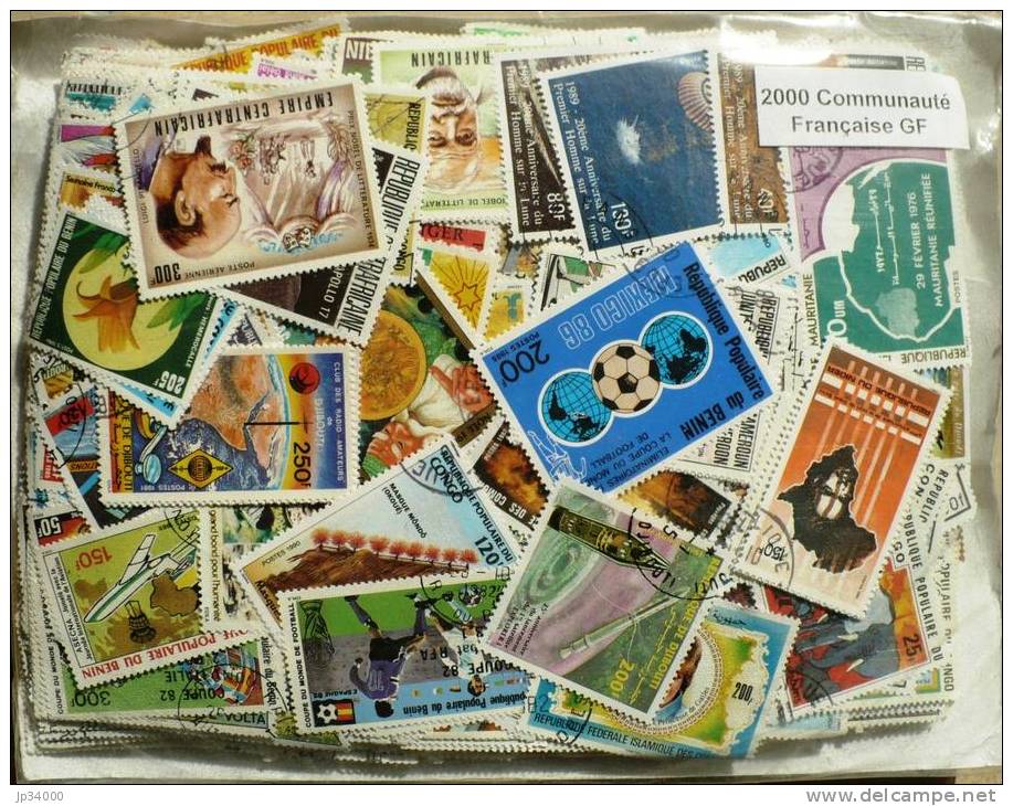 AFRIQUE (française) Lot 2000 Timbres Tous Differents Neufs Et Oblitérés - Colecciones