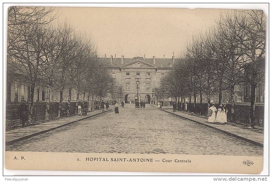 CPA PARIS 12 - HOPITAL SAINT-ANTOINE - COUR CENTRALE - Santé, Hôpitaux