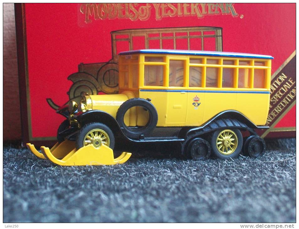 MATCHBOX  YESTERYEAR - SCANIA VABIS POST BUS 1923 AVEC SA  BOITE  Scala 1/49 - Matchbox