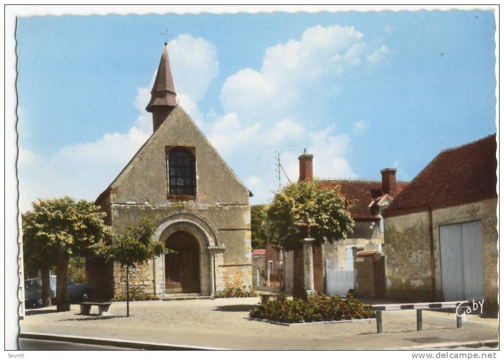 CHATEAUNEUF Sur LOIRE. - La Chapelle.  CPM Dentelée - Andere & Zonder Classificatie