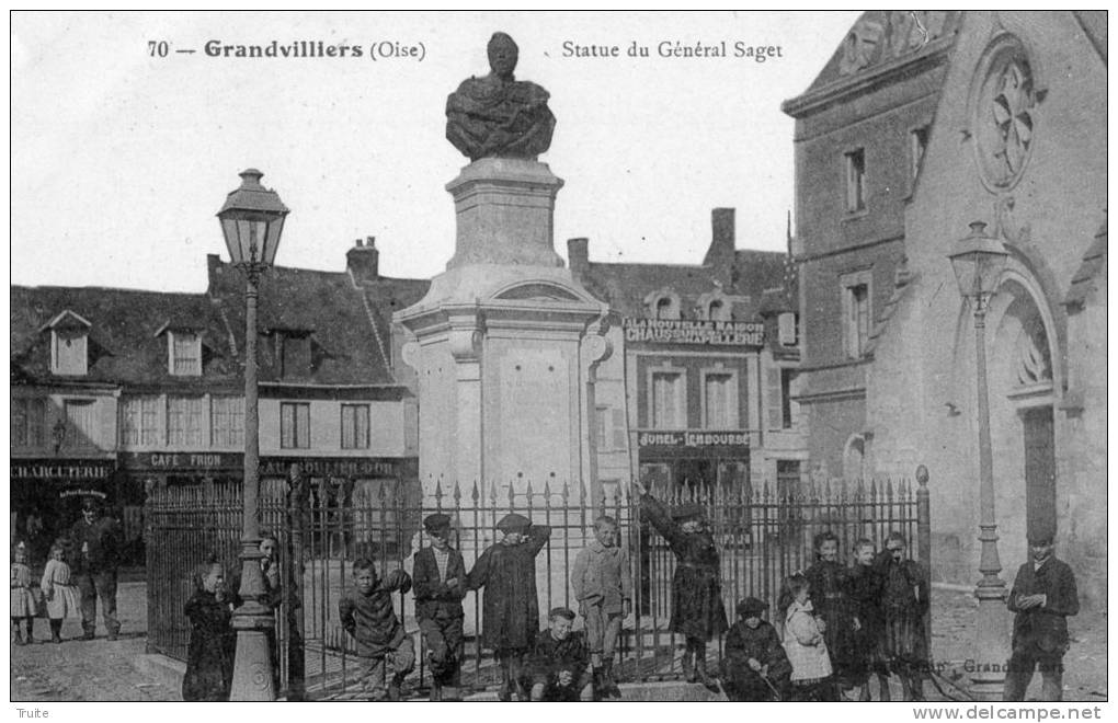 GRANDVILLIERS STATUE DU GENERAL SAGET ENFANTS - Grandvilliers