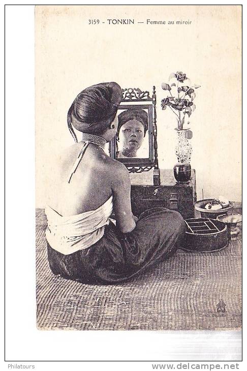 TONKIN  --  Femme Au Miroir - Non Classés