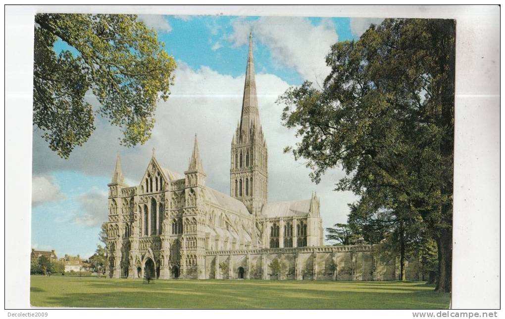 BT2017 Salisbury Cathedral West Front    2 Scans - Salisbury