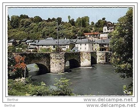 CPM 19 VIGEOIS - Le Vieux Pont Sur La Vezere - Autres & Non Classés