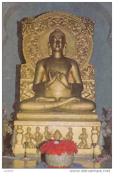* * Buddha Image In Mulgandh Kati Vihara * * - Indien