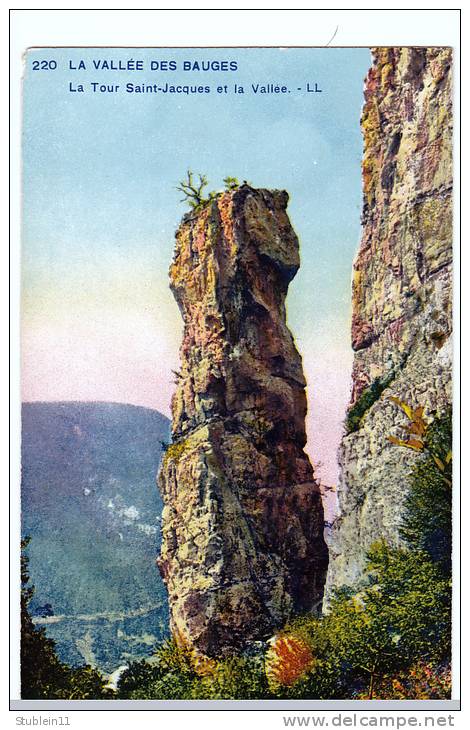 Annecy (Haute-Savoie) Aux Environs, Vallée Des Bauges, La "tour Saint-Jacques"   (LES 2 CARTES) - Annecy