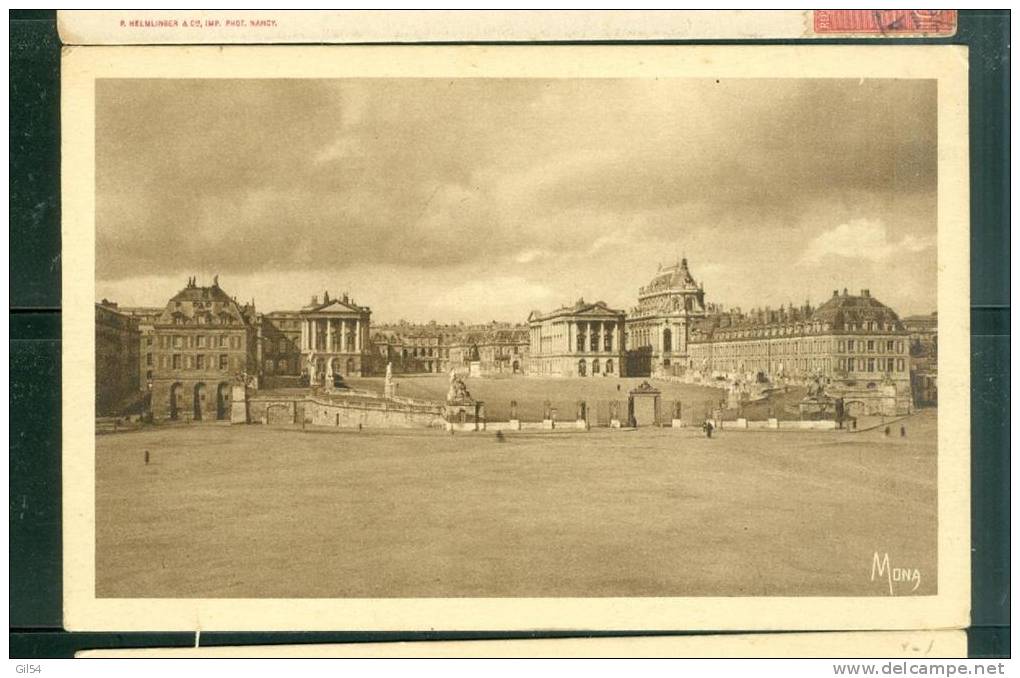 Les Petits Tableaux De Versailles -  Le Chateau , Façade Sur La Cour Des Ministres Et La Place D'armes  - Bch63 - Versailles (Château)