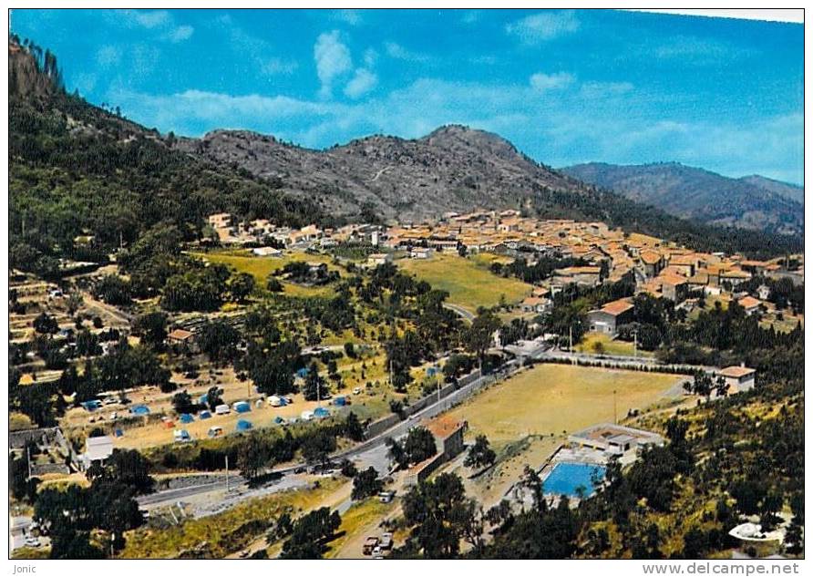 LA GARDE FREINET - Vue Générale Aérienne - Piscine - La Garde Freinet