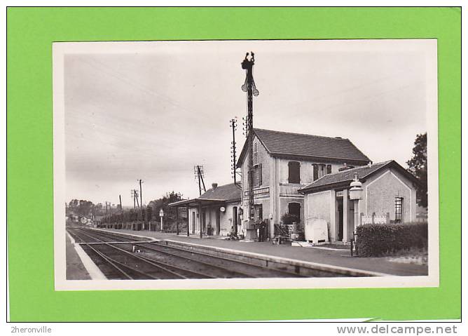 CPSM -  60 -  MARSEILLE En BEAUVAISIS - La Gare - Marseille-en-Beauvaisis
