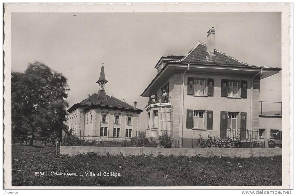 L1179 - Champagne Villa Et Collège - Champagne