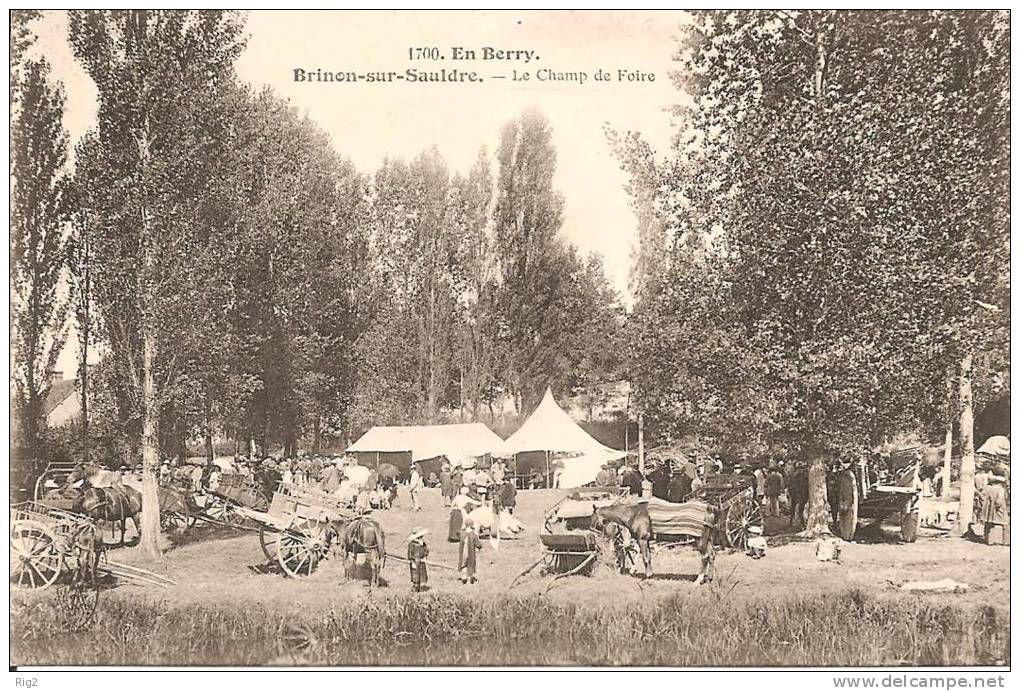 18 - BRINON SUR SAULDRE,  LE CHAMP DE FOIRE - Brinon-sur-Sauldre