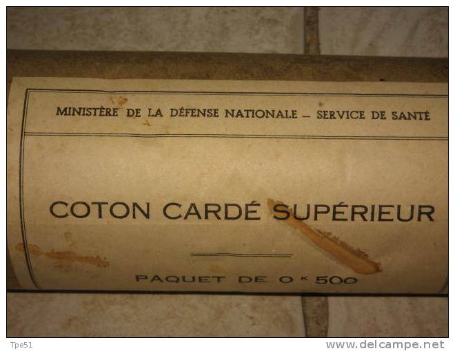 Coton Cardé Supérieur Français Ministère De La Défense Nationale Service De Santé, Paquet De 0kg500 Daté 19 Juillet 1958 - Equipement