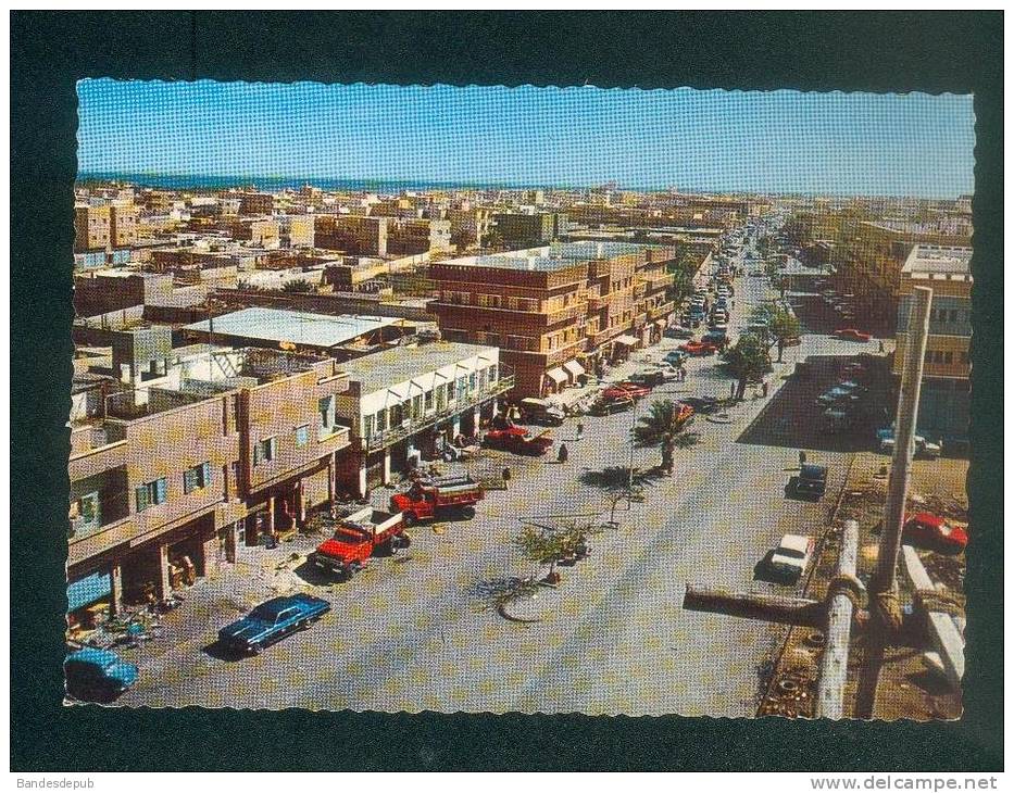 Arabie Saoudite - Saoudi Arabia - A Street In DAMMAM ( Dharan Area ) ( Voitures Américaines Vue Aérienne - Arabie Saoudite