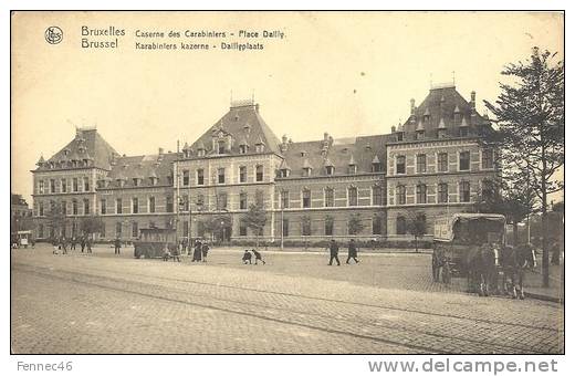 CPA- BRUXELLES- BRUSSEL- Caserne Des Carebiniers- Place Dailly- Karabiniers(S14) - Autres & Non Classés