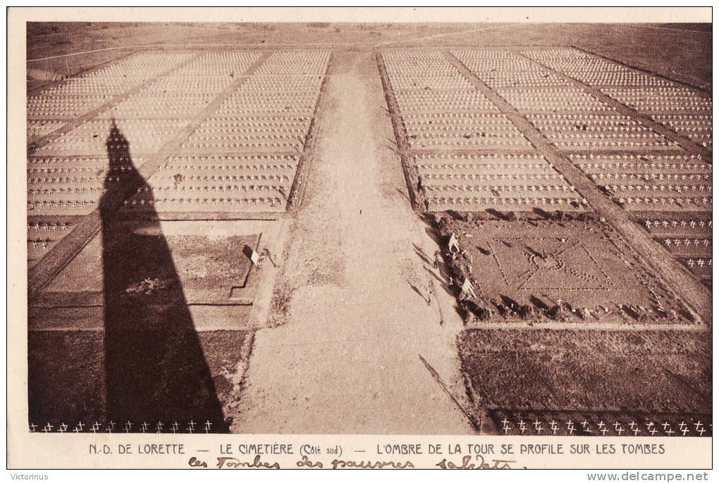 NOTRE DAME DE LORETTE, L'Ombre De La Tour Sur Les Tombes, 1928 - Cimetières Militaires