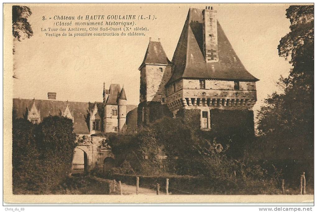 Chateau De Haute Goulaine (classe Monument Historique) La Tour Des Archives Cote Sud Ouest (Xe Siecle) - Haute-Goulaine