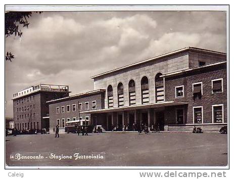 Benevento Piazzale Stazione Usata 1956 - Benevento