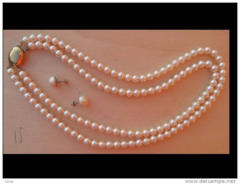 CO-F83 	Double Colliers De Perles Fantaisies Et Clous D'oreilles Assortis - Necklaces/Chains