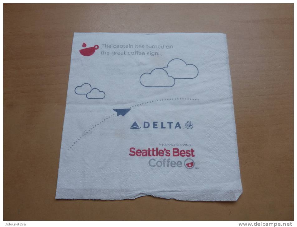 Serviette Papier "DELTA Airlines - Seattle's Best Coffee" Etats-Unis 12,5x12,6cm Pliée (compagnie Aérienne) - Serviettes Publicitaires