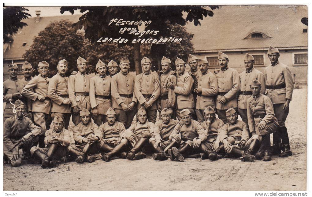 Carte Postale Photo Militaire Français En Allemagne-LANDAU OCCUPATION-18ème Dragons 1er Escadron - Landau