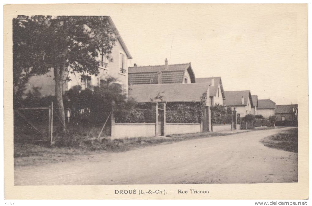 DROUE - Rue Trianon - Droue