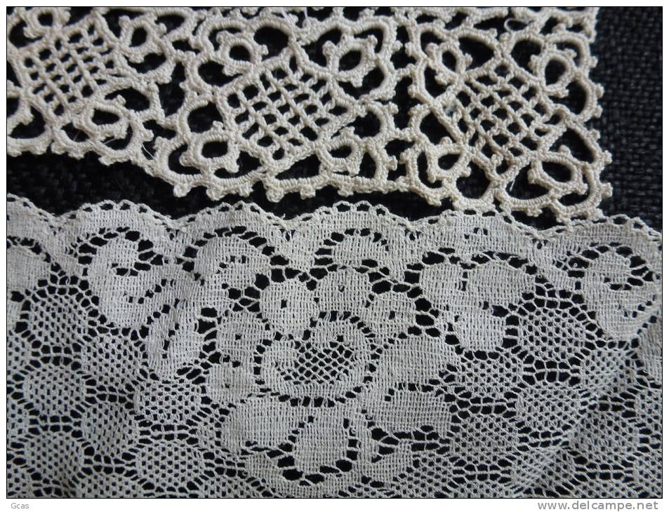 Lot De Petits Morceaux De Dentelles. - Laces & Cloth