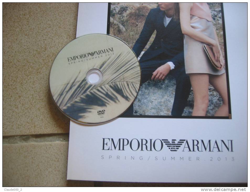 CATALOGUE 50 P. PRINTEMPS / ETE 2013 EMPORIO ARMANI Avec DVD DEFILE DE MODE - Catalogues