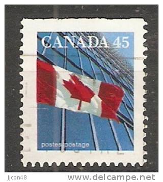 Canada  1995  Definitives; Flag 17 X 21 Mm  (o) P.13.75 X 13.25 - Timbres Seuls