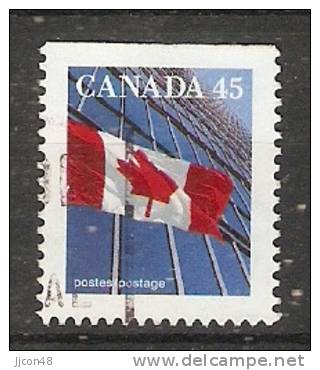 Canada  1995  Definitives; Flag 17 X 21 Mm  (o) P.13.75 X 13.25 - Timbres Seuls