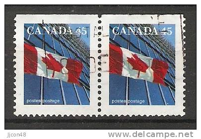 Canada  1995  Definitives; Flag 17 X 21 Mm  (o) P.13.75 X 13.25 - Single Stamps