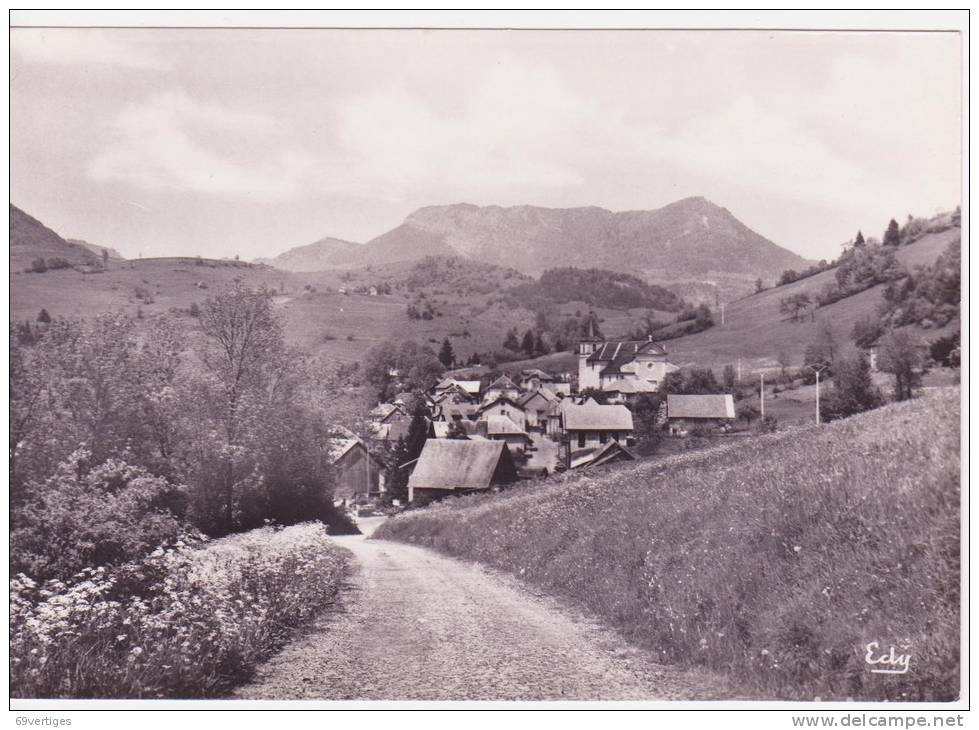 73 ENTREMONT LE VIEUX , CPSM , Entrée Du Village Et Le Mont Joigny - Autres & Non Classés