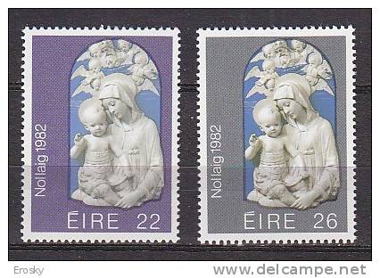 Q0875 - IRLANDE IRELAND Yv N°485/86 ** NOEL - Neufs