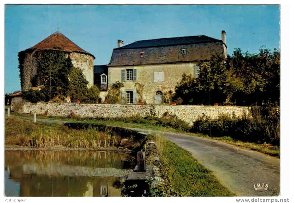 Bussière Poitevine Le Château - Bussiere Poitevine