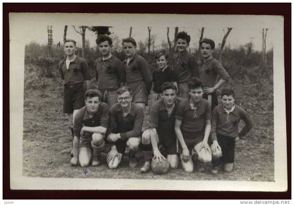 Cpa Carte Photo Du 22  Plouagat équipe De Football école St Thérèse En 1944  ---  2LIO9   ..  Chatelaudren - Châtelaudren