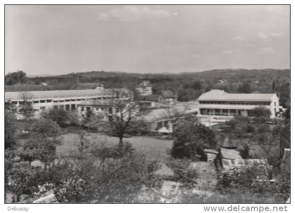 VAYRAC EN QUERCY Le Groupe Scolaire - Vayrac