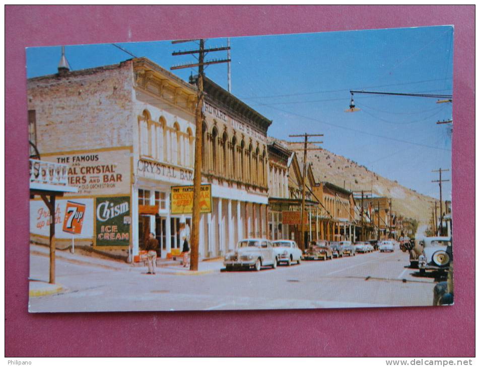 - Nevada > Virginia City-- Street View With  Classic Autos             Ref 880 - Other & Unclassified