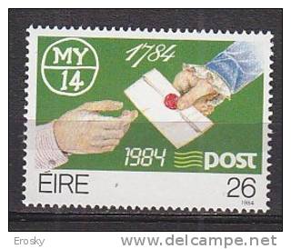 Q0894 - IRLANDE IRELAND Yv N°552 ** POSTE - Unused Stamps
