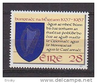 Q0924 - IRLANDE IRELAND Yv N°638 ** CONSTITUTION - Unused Stamps