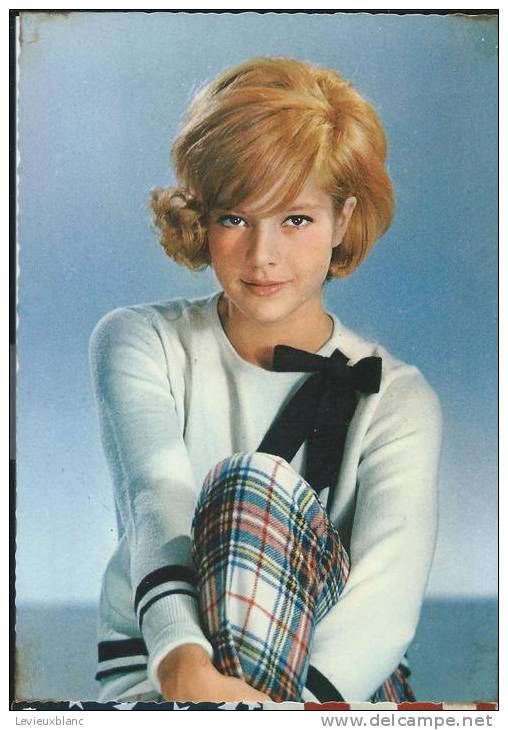 Portrait D´Artiste/Sylvie VARTAN/façon Carte Postale/Korés/Début Années Soixante    PA28 - Foto