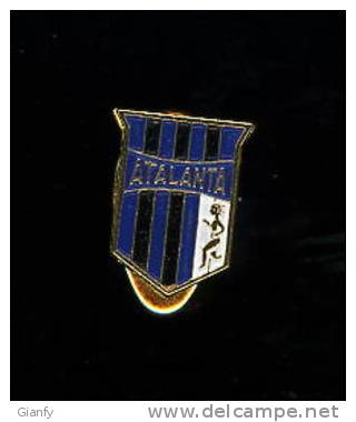 CALCIO ATALANTA DISTINTIVO SCUDO PIEDINO II° TIPO - Calcio