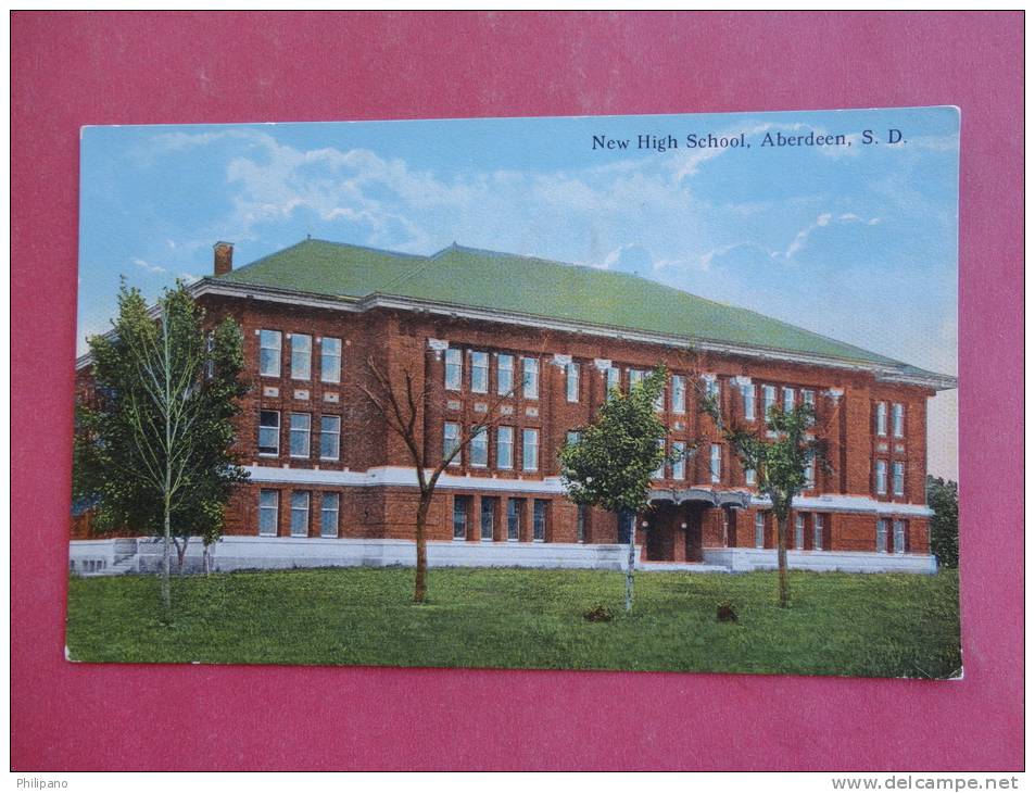 South Dakota > Aberdeen--New High School  Ca 1910    Ref 882 - Aberdeen