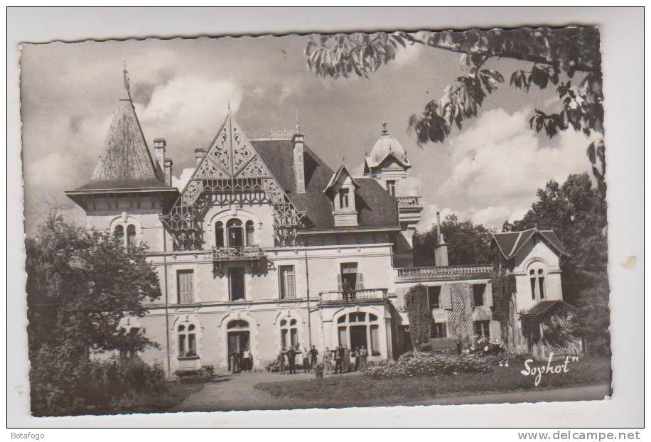 CPM DPT 86 VIVONNE, MAISON DE CONVALESCENCE SNCF, LE CHATEAU DES VARENNES - Vivonne