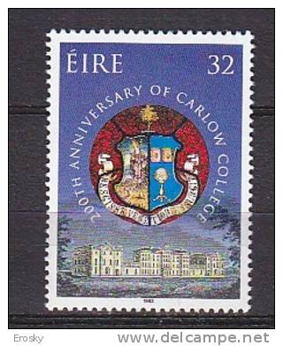 Q0971 - IRLANDE IRELAND Yv N°835 ** - Unused Stamps